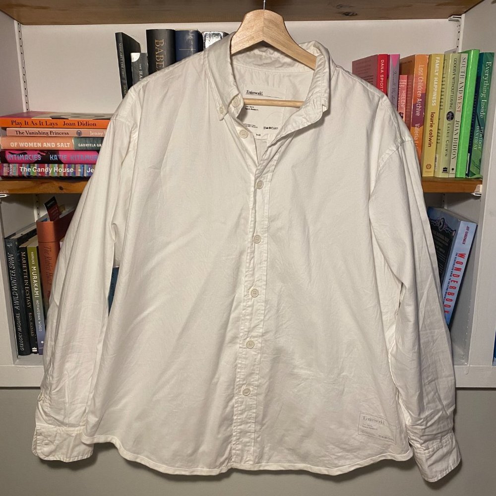 Entireworld Men's White Button Up (Size Small)